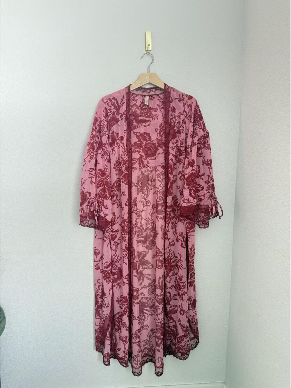 Anthropologie Lyrebird Embroidered Lace-Trim Feminine Satin Duster‎ Kimono Sz XS - Picture 2 of 7